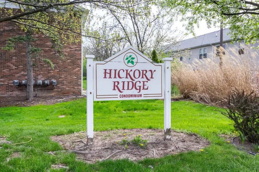 23418 Middlebelt Road #10, Farmington, MI 48336 - #3