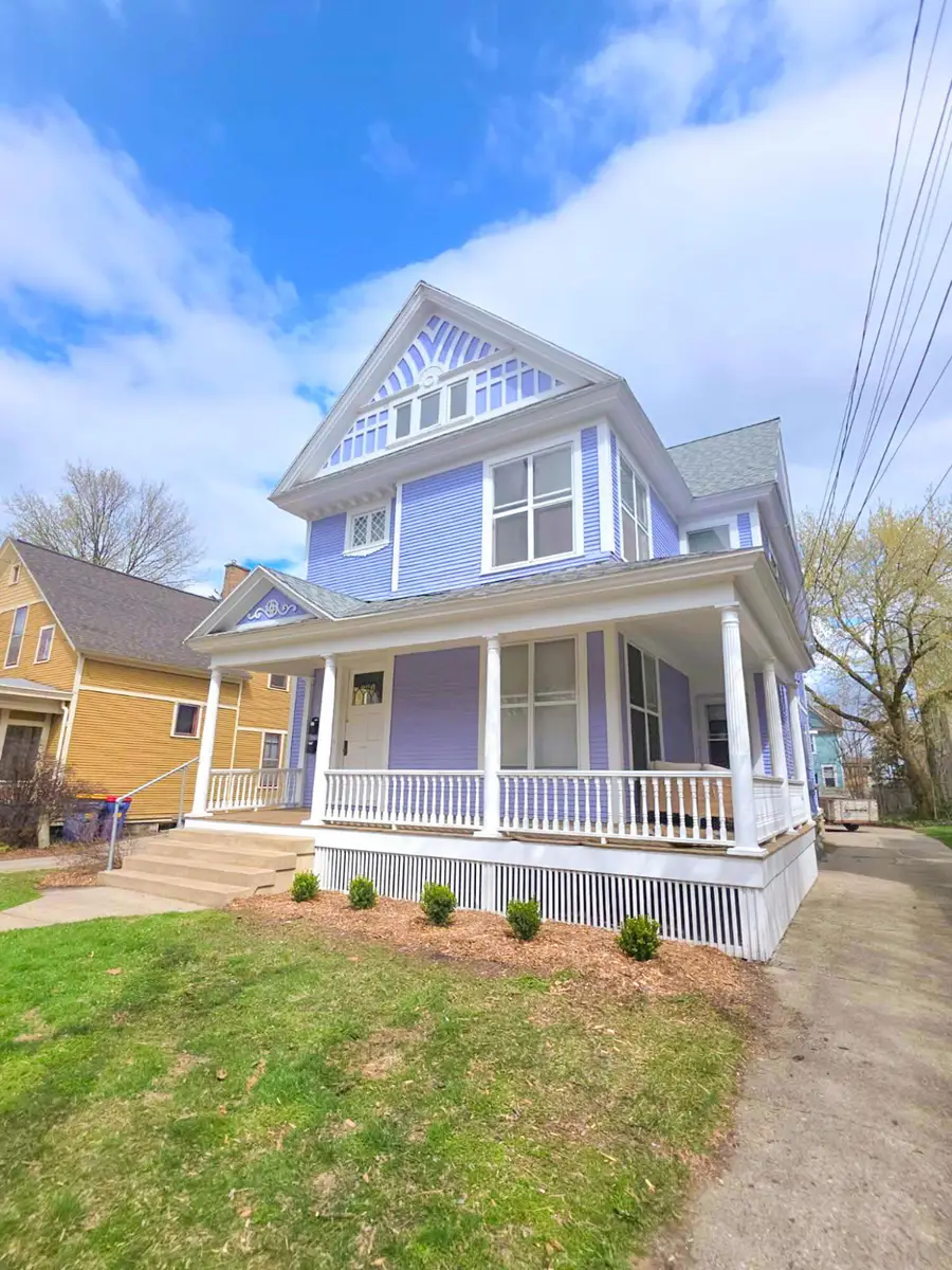 226 College Avenue Ne, Grand Rapids, MI 49503 - #2