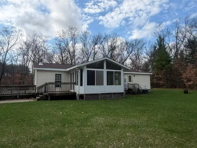 6136 S Poplar Avenue, Newaygo, MI 49337 - #3