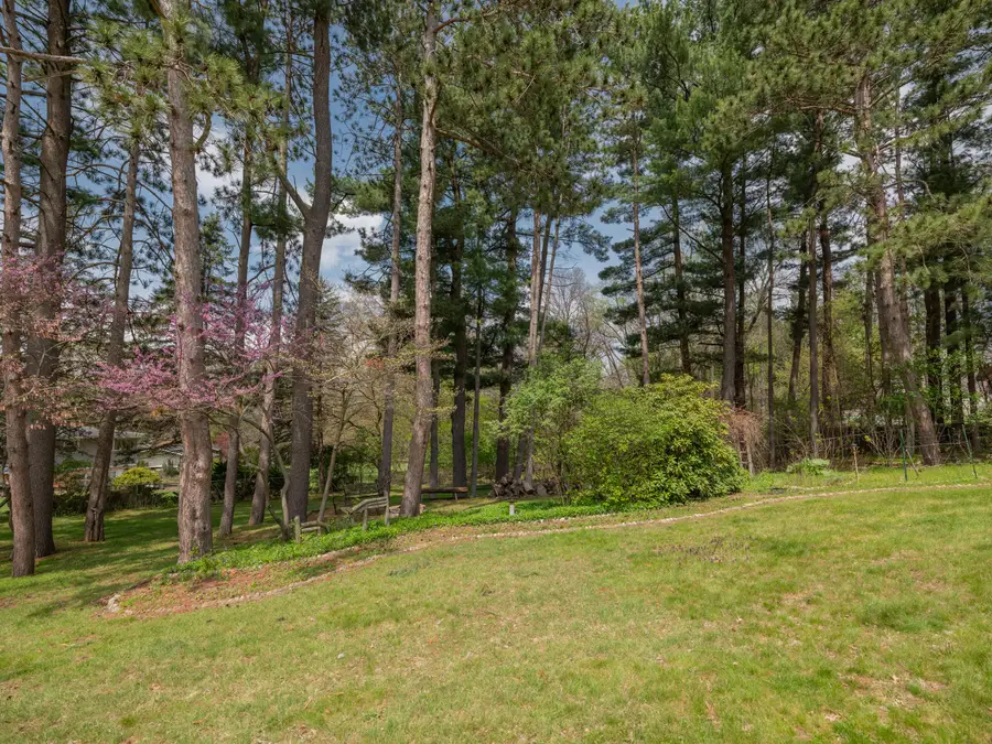 1054 Riverside Drive, Battle Creek, MI 49015 - #3