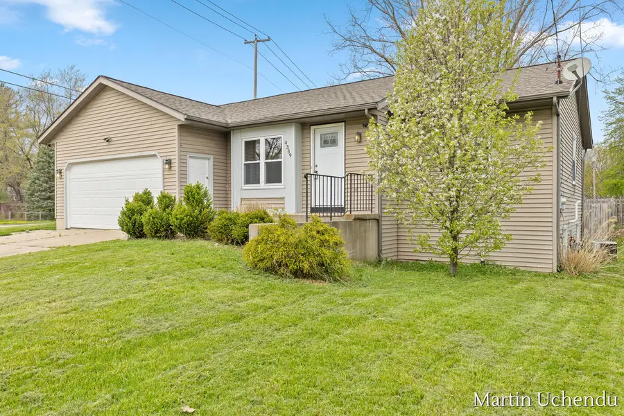 4359 W Grand Boulevard Nw, Grand Rapids, MI 49534 - #2