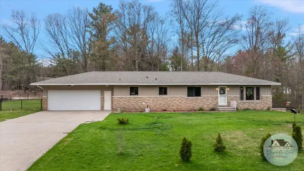 4125 Lorenson Road, Whitehall, MI 49461