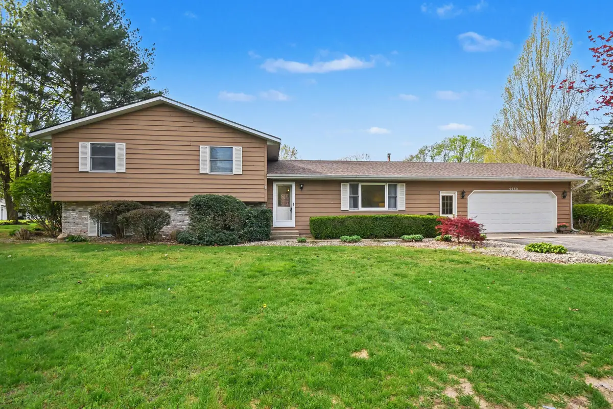 5560 Topanga Drive, Coloma, MI 49038 - #1