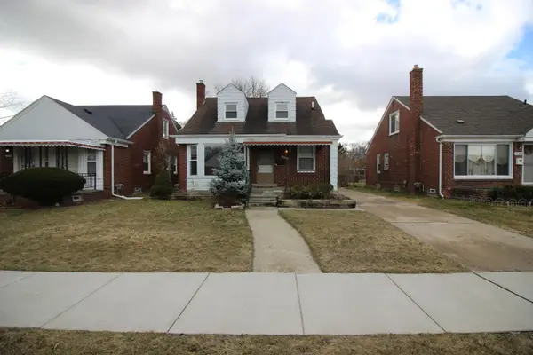 16230 Toepfer Drive, Eastpointe, MI 48021