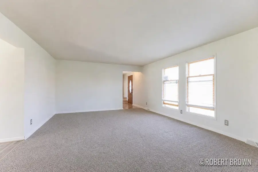 2074 Wolfboro Drive Se, Kentwood, MI 49508 - #3