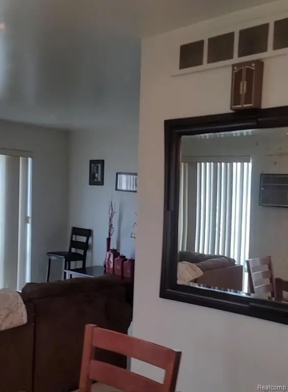 22140 Dante Street #209, Oak Park, MI 48237 - #3