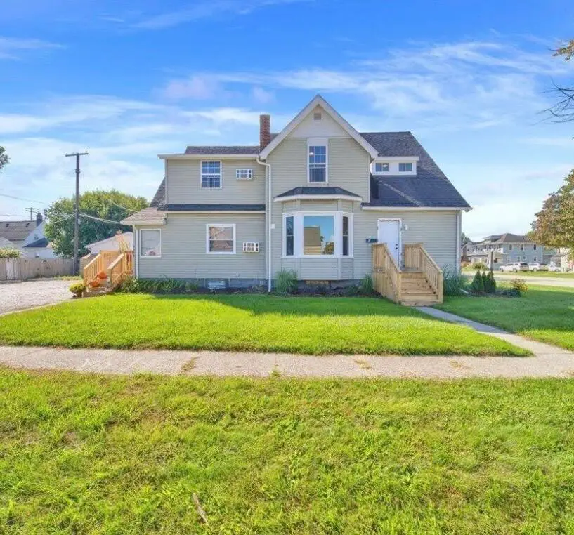 1732 10th Avenue, Port Huron, MI 48060 - #1