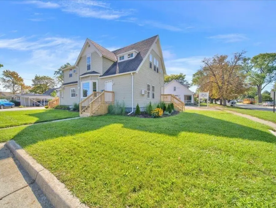 1732 10th Avenue, Port Huron, MI 48060 - #2