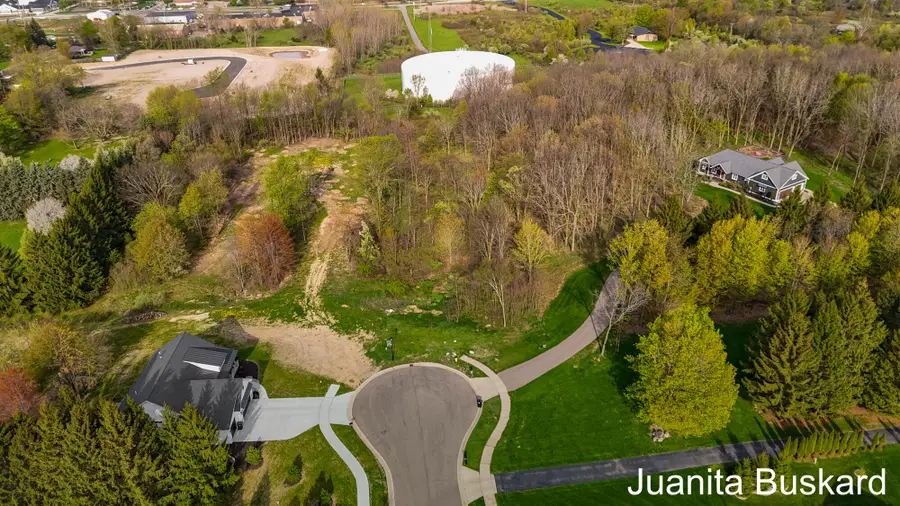 3745 Azena Court Sw, Wyoming, MI 49418 - #3