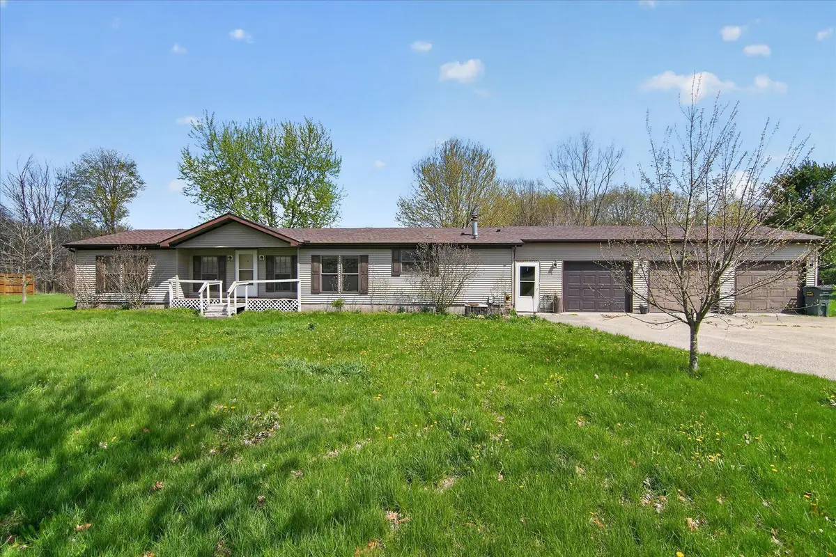 3810 9 1/2 Mile Road, Burlington, MI 49029 - #1