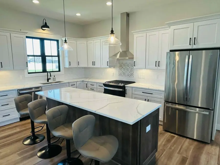 8992 Copper Court, Freeland, MI 48623 - #2