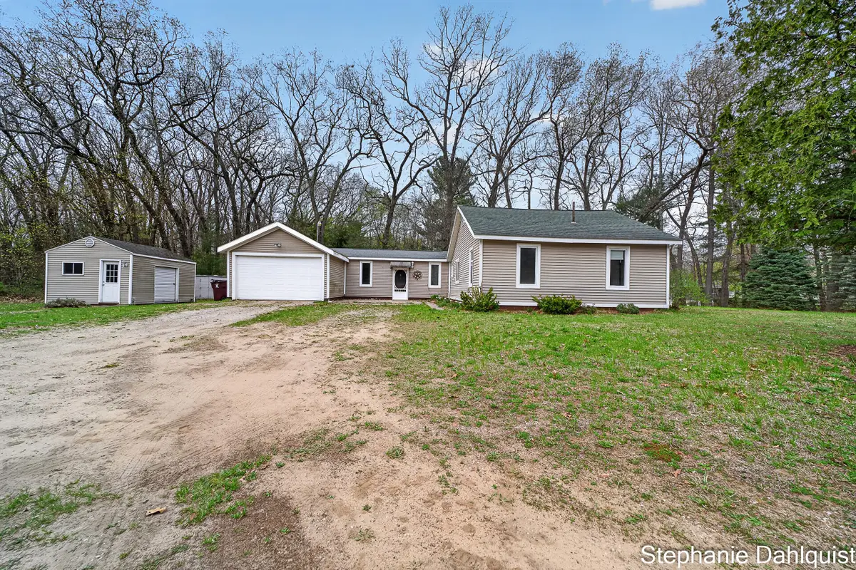1093 E Giles Road, Muskegon, MI 49445 - #1