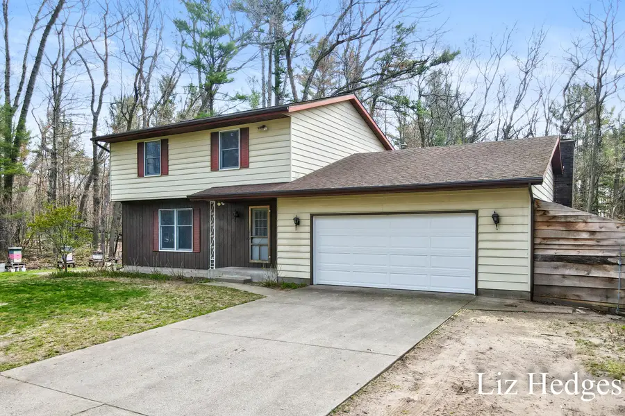 8756 Westwood Lane, Montague, MI 49437 - #2