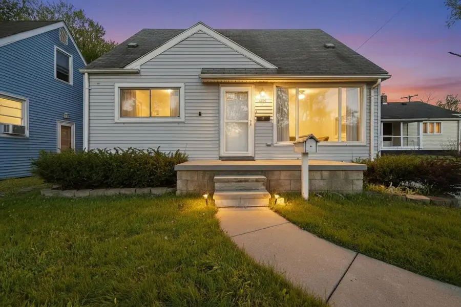 18653 Indian, Redford, MI 48240 - #2