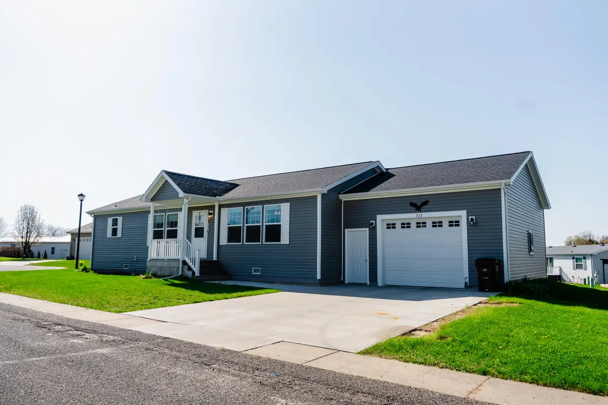 712 Peach Lane, Fremont, MI 49412 - #1