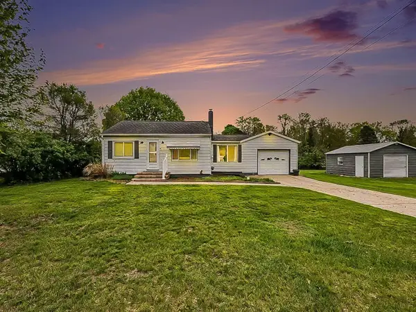 615 Gregory Place, Jackson, MI 49202