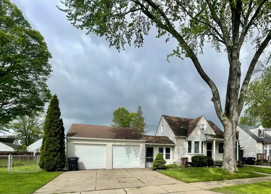 9567 Columbia Street, Redford, MI 48239 - #2