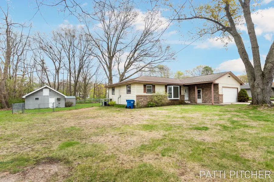 15500 Pine Street, Grand Haven, MI 49417 - #3