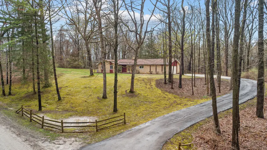250 Scottshill Road, Milford, MI 48381 - #2