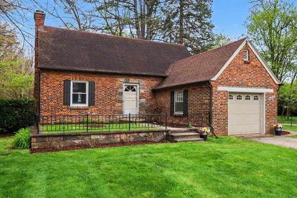 9840 Hyne Road, Brighton, MI 48114