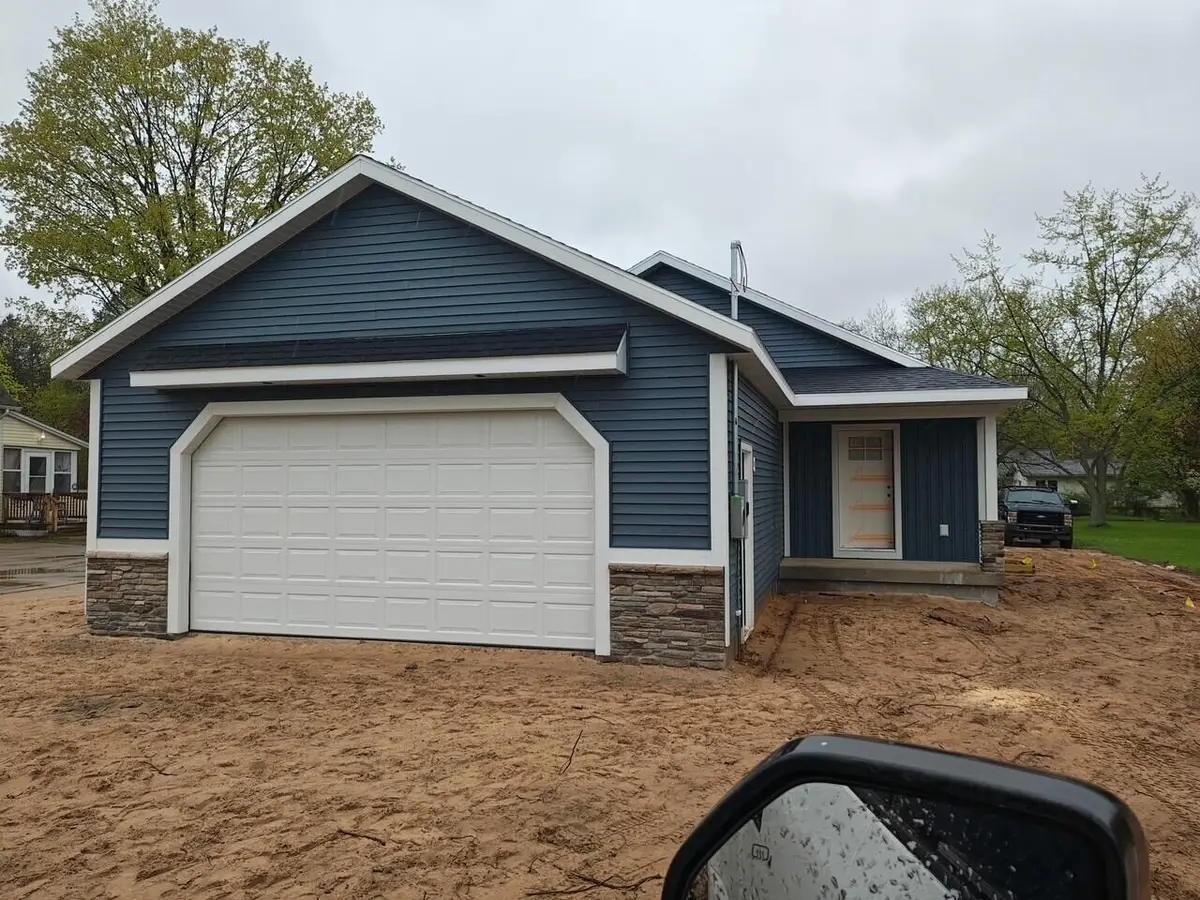 4655 Henry Street, Norton Shores, MI 49441 - #1