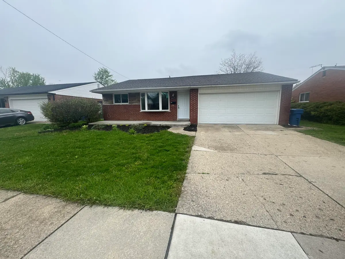 26165 Cunningham Drive, Warren, MI 48091 - #1