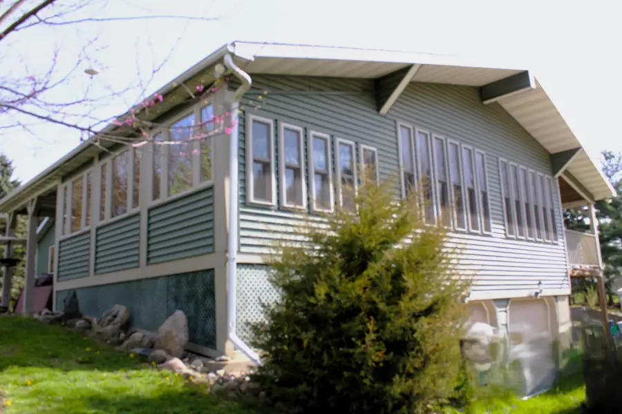 10299 Frost Road, Portland, MI 48875 - #3