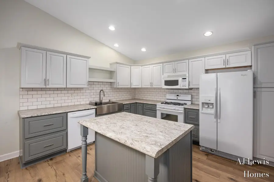 2895 Harmony Court Sw, Wyoming, MI 49519 - #3