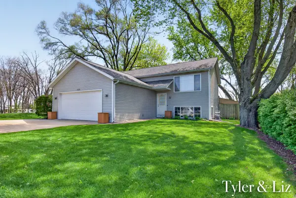 10298 Gordon Street, Zeeland, MI 49464