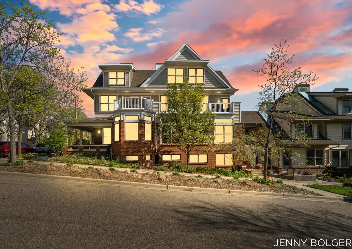 800 Livingston Avenue Ne, Grand Rapids, MI 49503 - #1