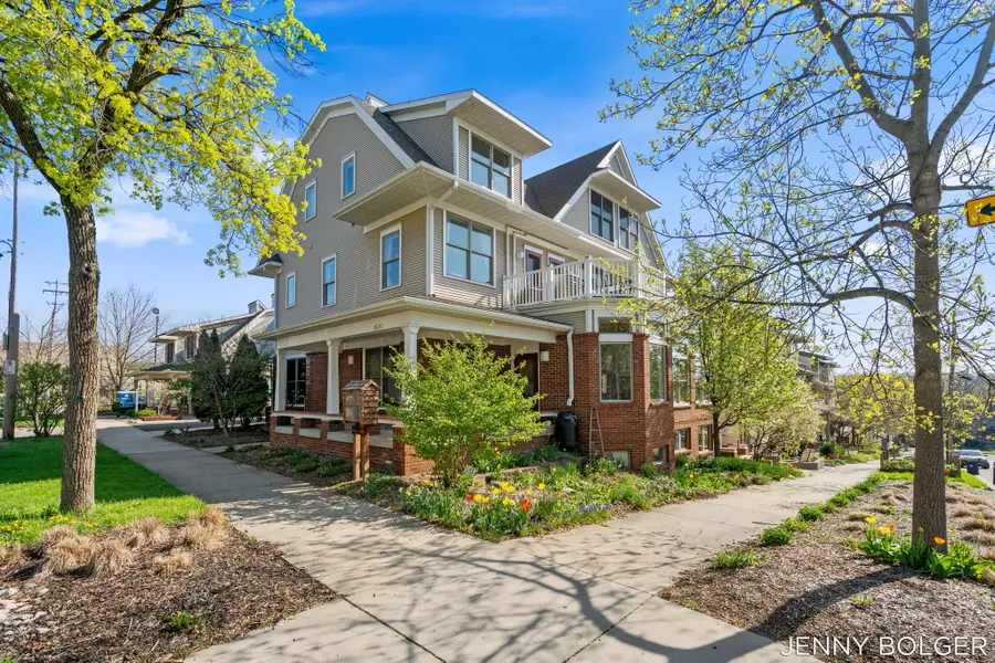 800 Livingston Avenue Ne, Grand Rapids, MI 49503 - #3