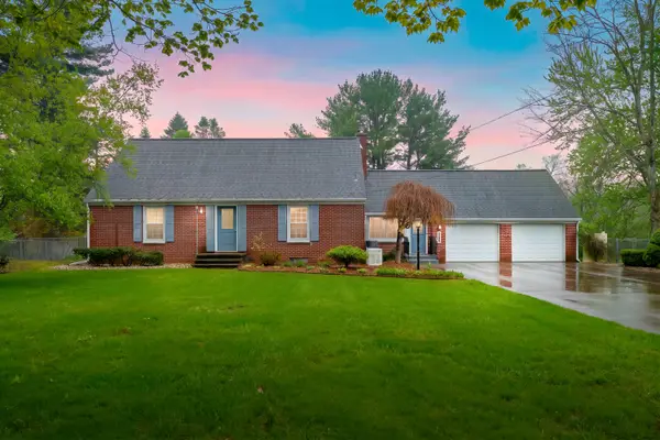 9883 Almena Drive, Kalamazoo, MI 49009