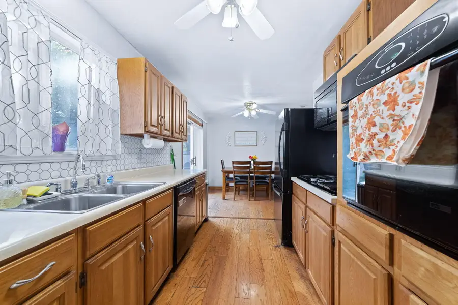 809 W Northrup Street, Lansing, MI 48911 - #3