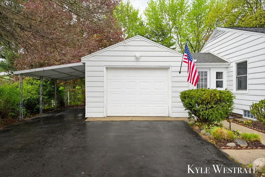 8382 E G Avenue, Kalamazoo, MI 49048 - #3