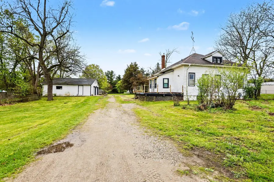 64071 M 40, Lawton, MI 49065 - #2