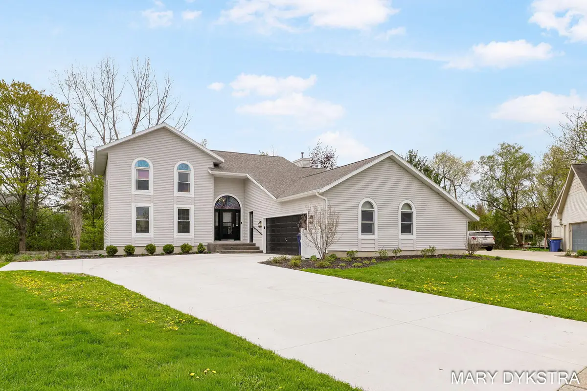 2848 Belleglade Court Se, Grand Rapids, MI 49546 - #1