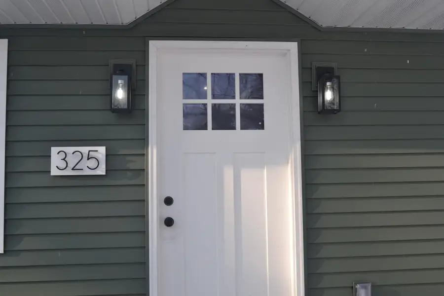 325 E Battle Creek Street, Galesburg, MI 49053 - #3