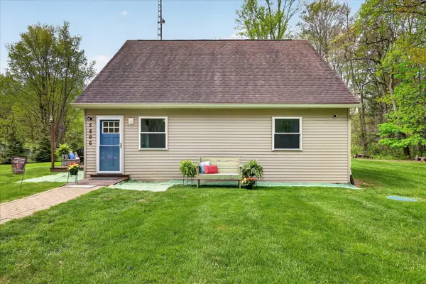 5896 Erie Street, Coloma, MI 49038