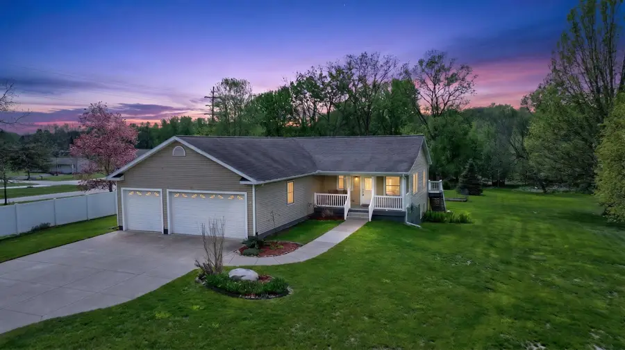 334 Marion Street, Jackson, MI 49203 - #2