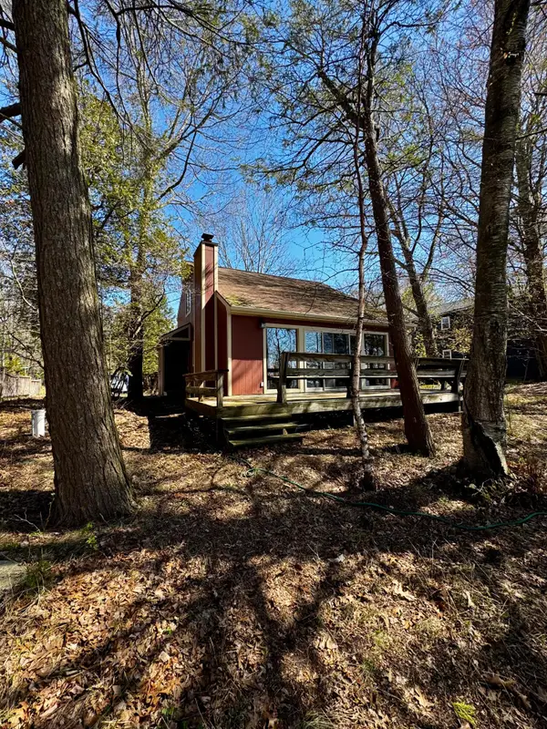 4667 N Lakeshore Drive, Mears, MI 49436