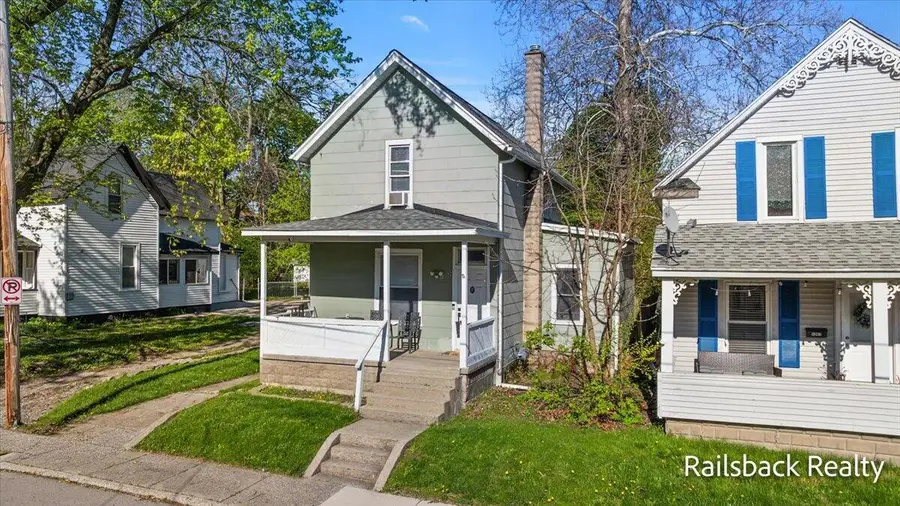 1302 Ford Avenue Ne, Grand Rapids, MI 49505 - #3