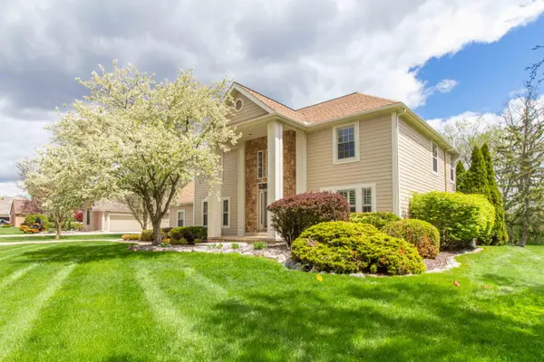 4101 Lake Forest Drive E, Ann Arbor, MI 48108