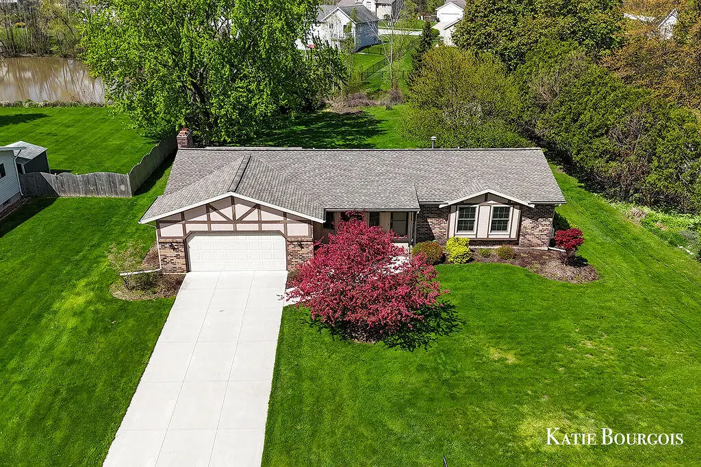 961 Maplerow Avenue Nw, Grand Rapids, MI 49534 - #1