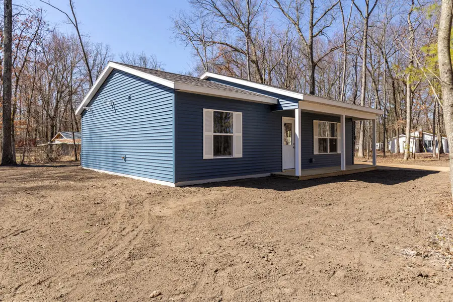 8992 Mackinaw Trail Drive, Howard City, MI 49329 - #3