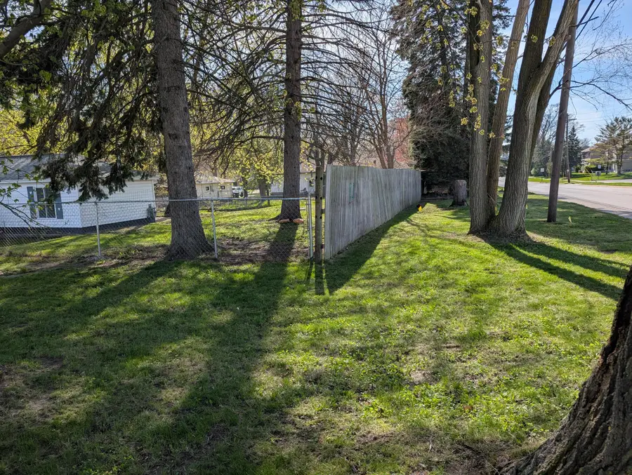 2215 Dowd Street, Muskegon, MI 49441 - #2