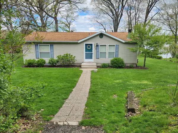 308 Lake Shore Drive, Cassopolis, MI 49031