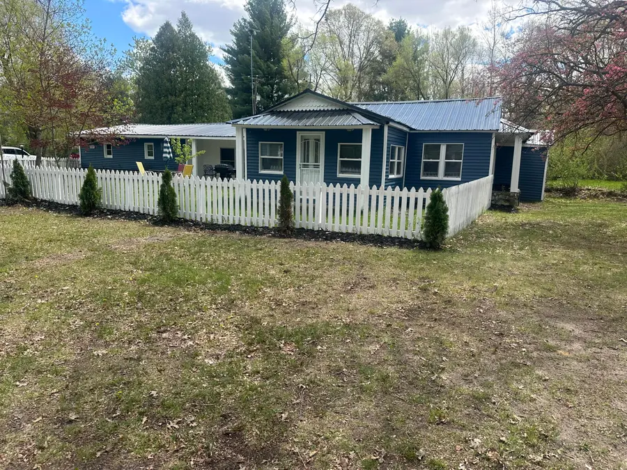 10109 W Wise Road, Greenville, MI 48838 - #3
