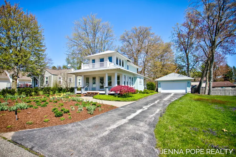 17554 Grand River Avenue, Spring Lake, MI 49456 - #2