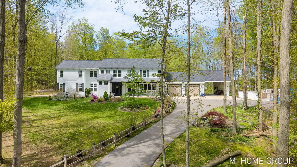6467 118th Avenue, Fennville, MI 49408 - #1