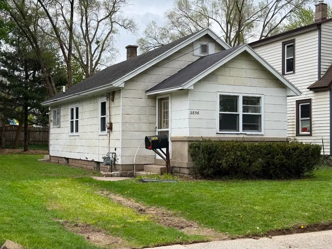2856 Longstreet Avenue Sw, Wyoming, MI 49509 - #1